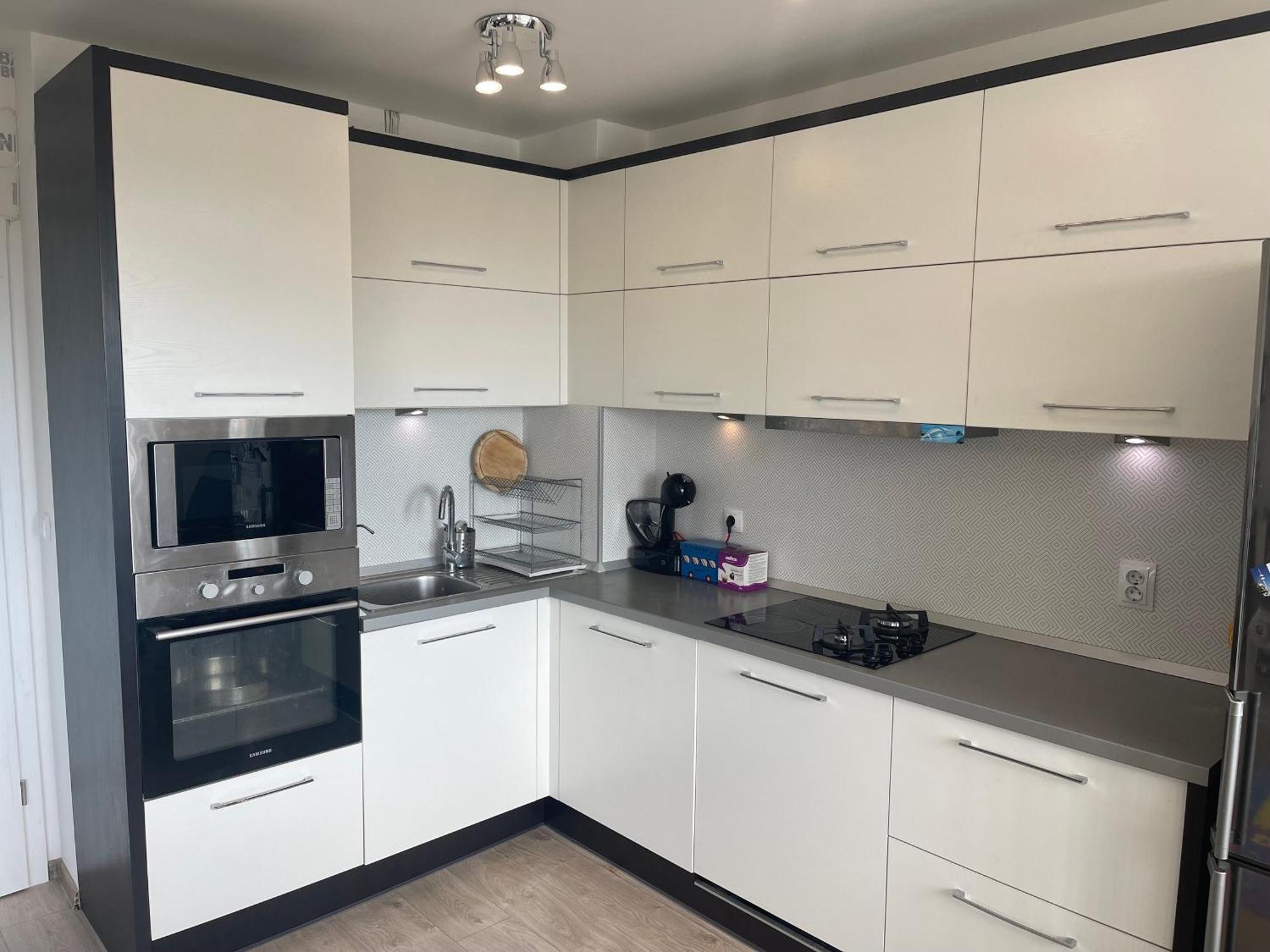 Briz Apartment; 2 Bdr; 6 Guests; Private Parking Варна Экстерьер фото